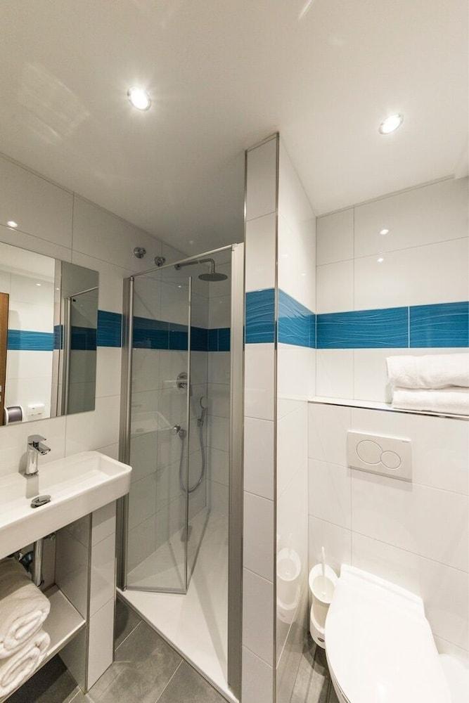 Hotel Tommasi Moerfelden-Walldorf Bagian luar foto